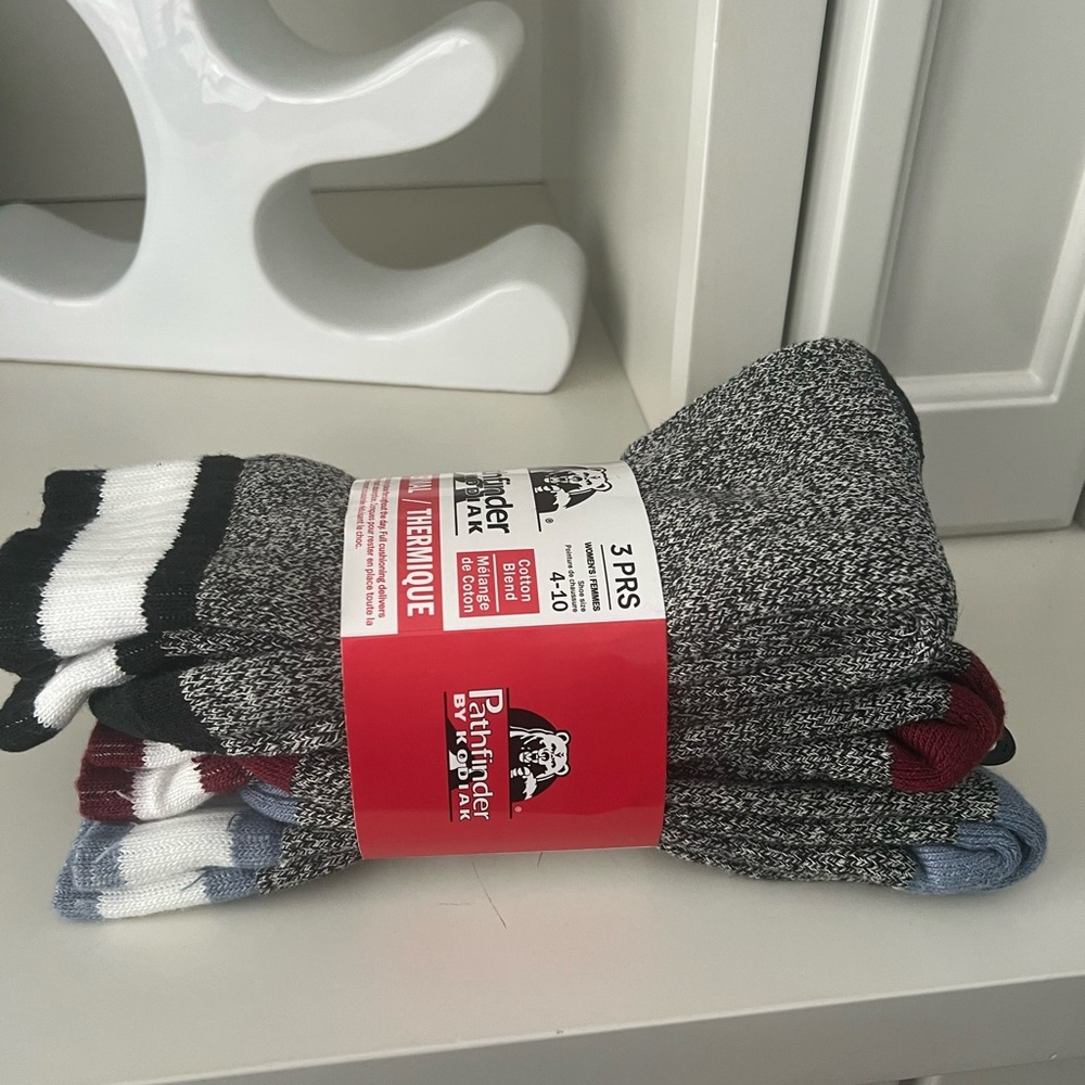 PATHFINDER BY KODIAK Thermal Socks Pack Of Three Size 4-10 Women’s NEW Cotton